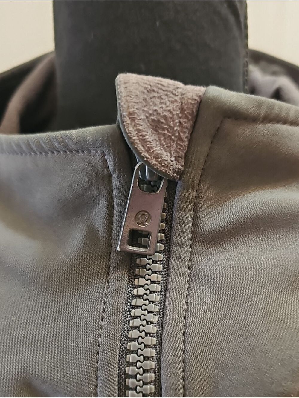 Lululemon Coat - Picture 2 of 7
